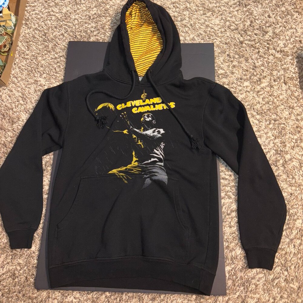 Cleveland Cavaliers Lebron James Hoodie Sweatshirt Levelwear Small Black NBA